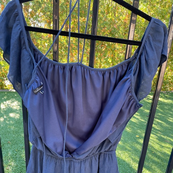 Sexy navy cold shoulder romper - Picture 5 of 5